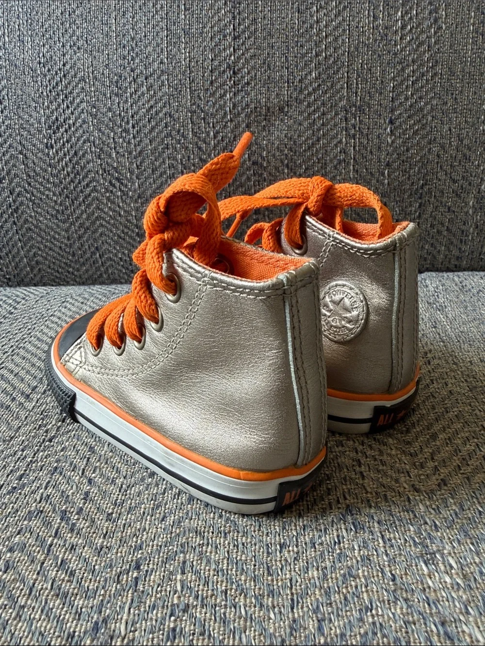 CONVERSE Chuck Taylor All Star Baby Boy Gold Metallic Leather High Top Sneaker 4